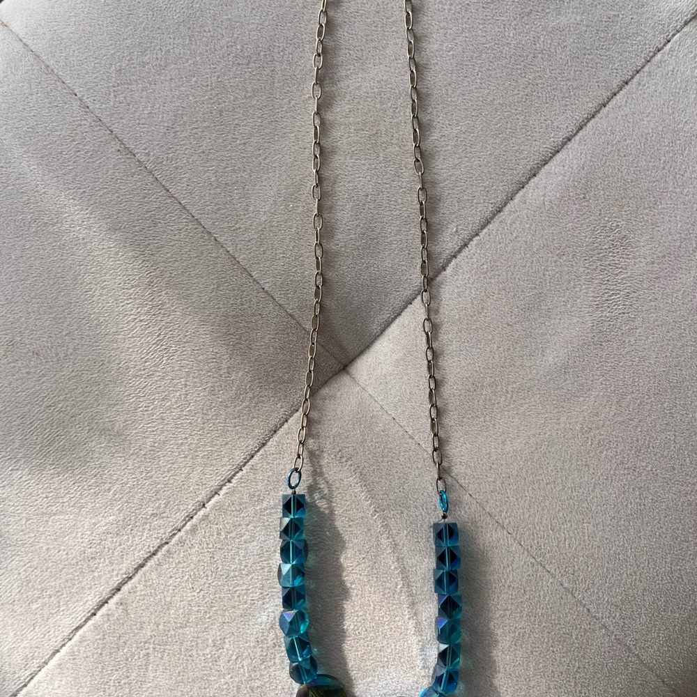 Chic Blue Beaded Necklace